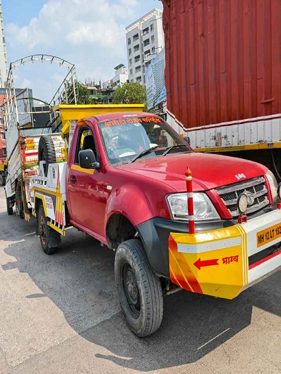 Aarohi Towing Crane Service About Image